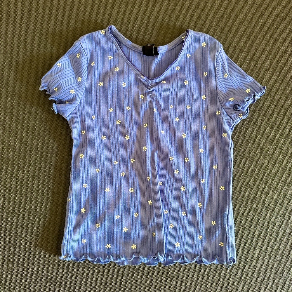 Art class (Target) v neck rib Tshirt, Size M(8)
